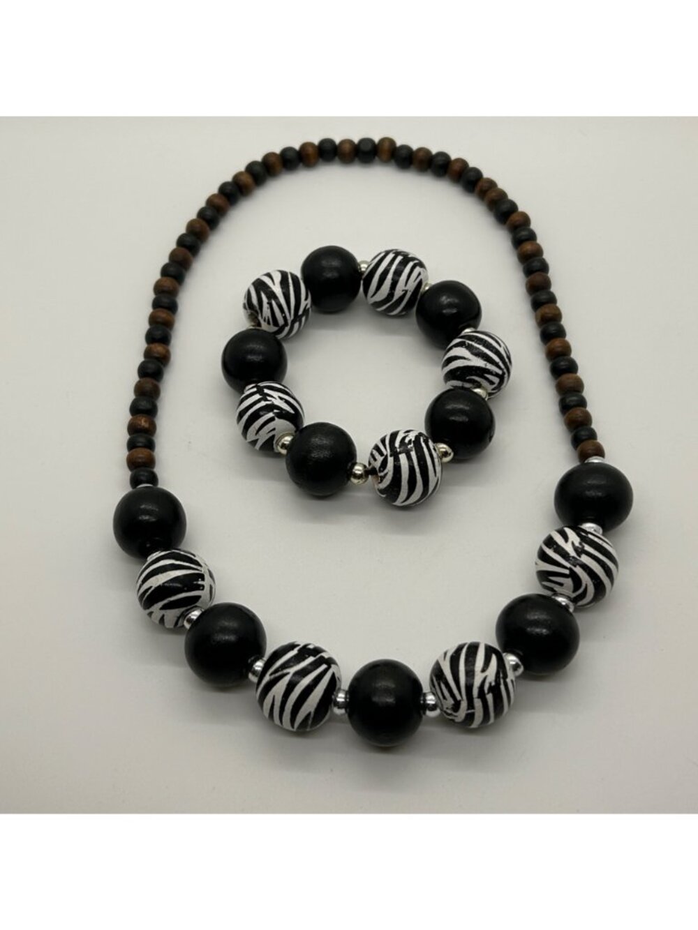 Chunky Black White Zebra Print Wood Beads Stretch Necklace Bracelet Jewelry Set - Picture 2 of 11